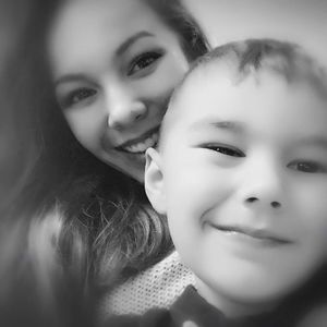 Meet your Posher, Caitlynn